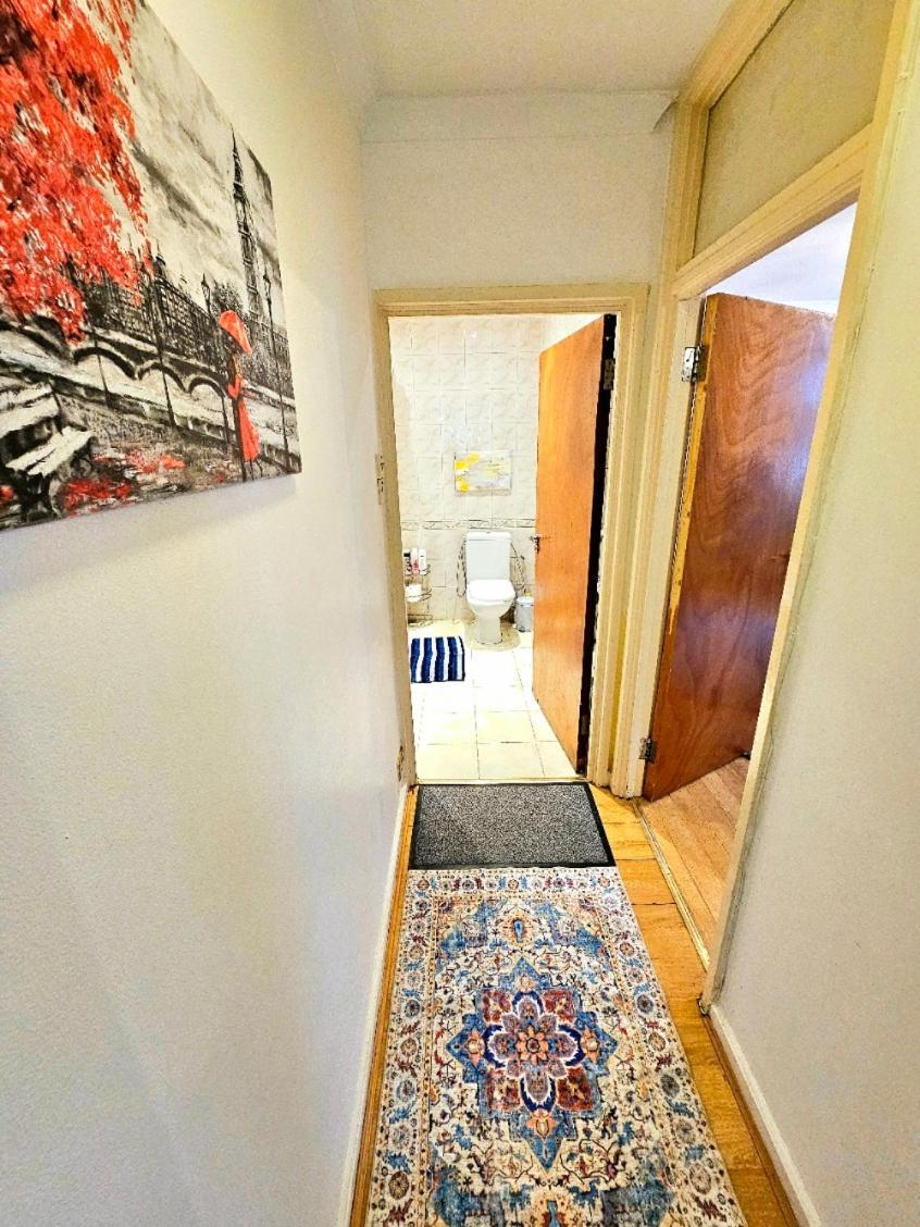 Bright & Spacious Home In Building With Lift, Right Next To Bayswater Station - Walk To Kensington Palace, Hyde Park, Little Venice & Notting Hill Londen Buitenkant foto