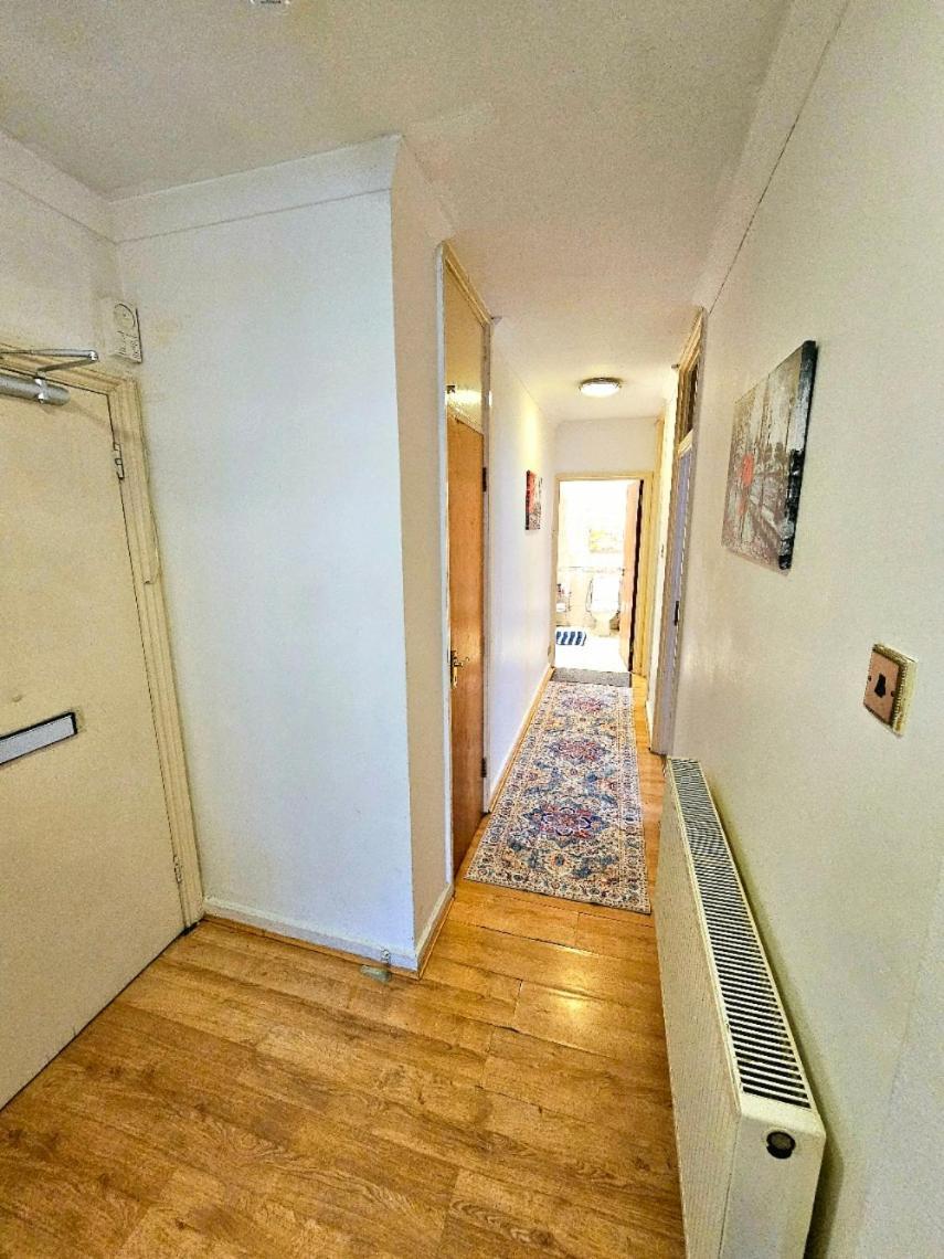 Bright & Spacious Home In Building With Lift, Right Next To Bayswater Station - Walk To Kensington Palace, Hyde Park, Little Venice & Notting Hill Londen Buitenkant foto